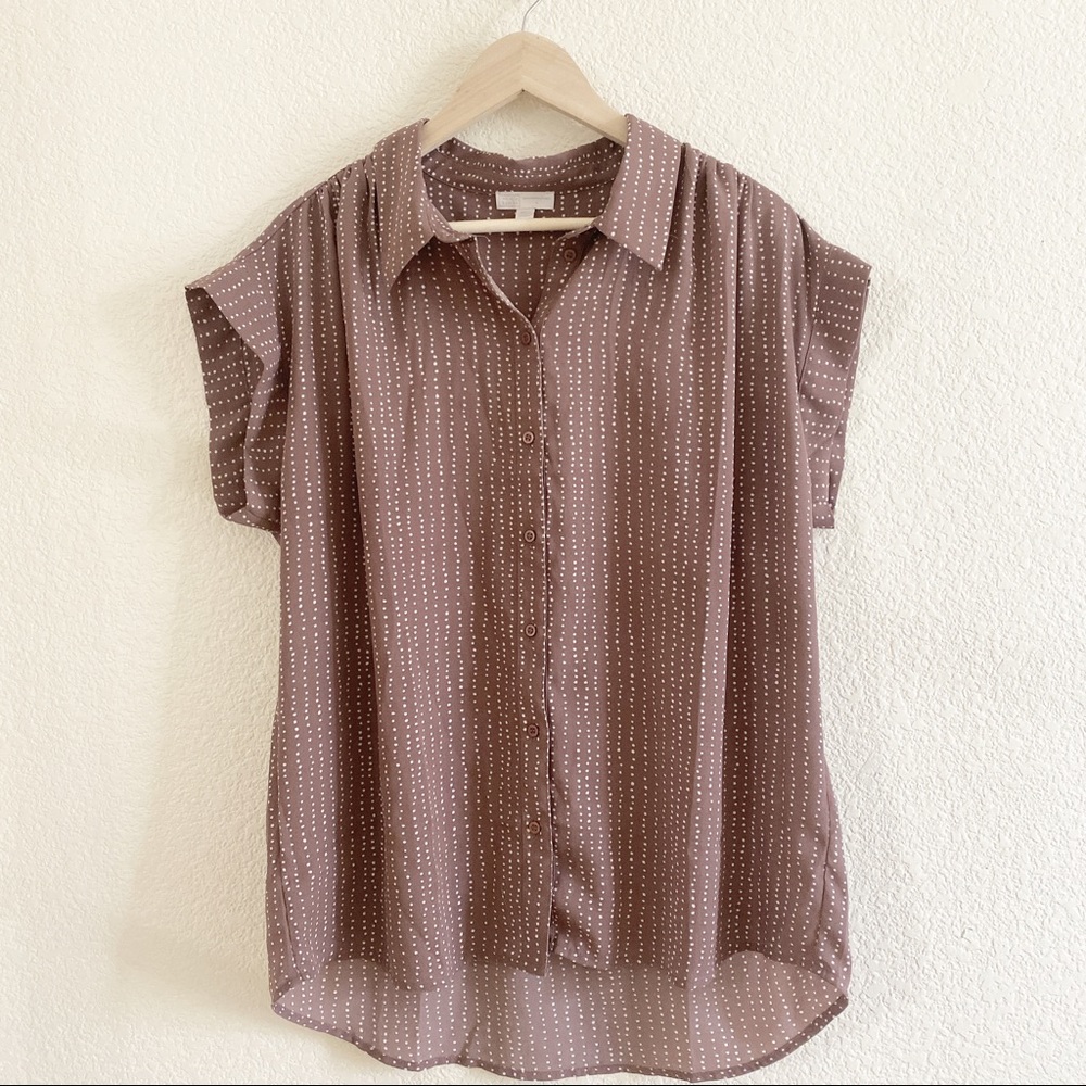 14th & Union Lilac Button Up Top